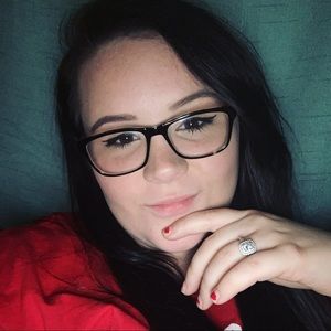 Meet your Posher, Bailey